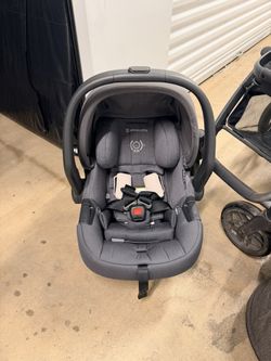 Uppababy Mesa Max Car Seat And Base
