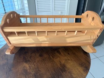 Mountain Toy Makers Wooden Doll Cradle BRAND NEW Perfect Xmas gift !