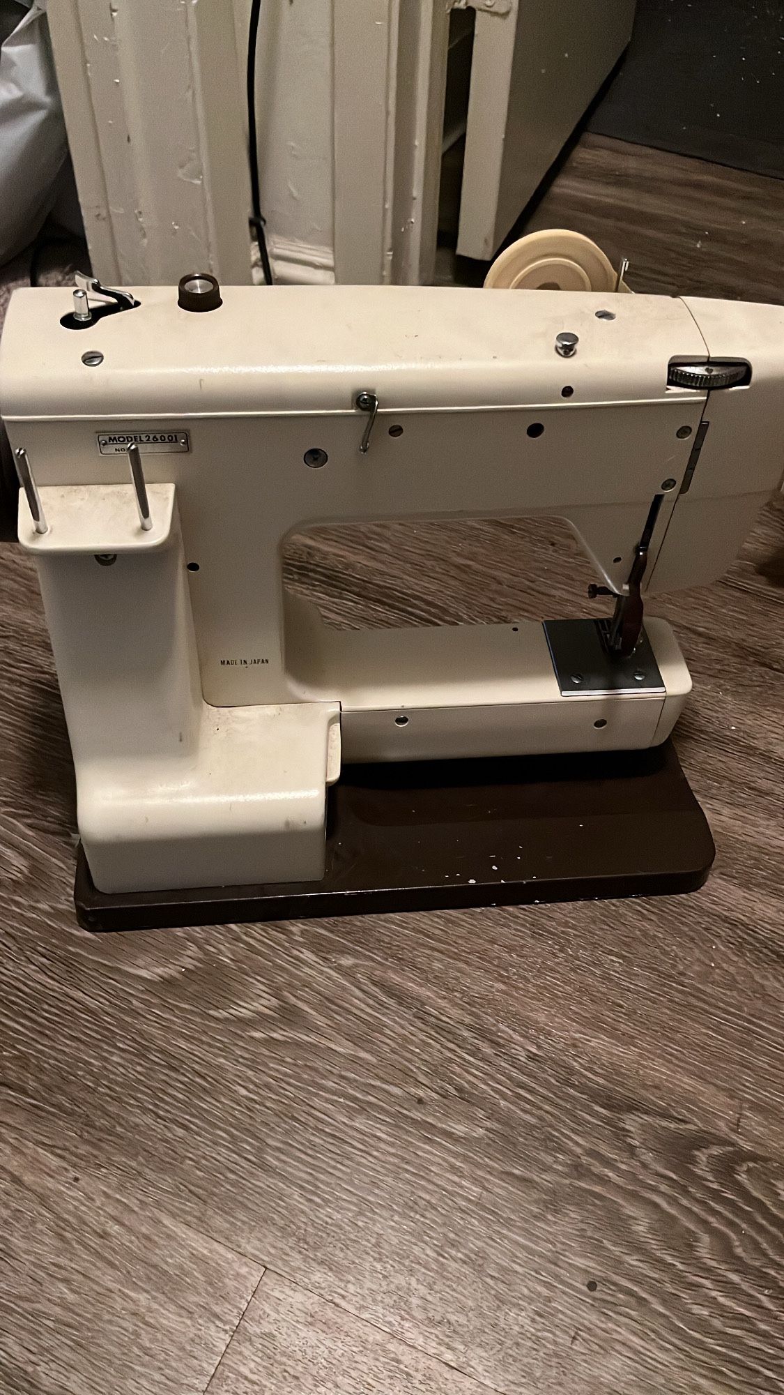 Heavy Duty Sewing Machine Riccar Special Edition for Sale in San