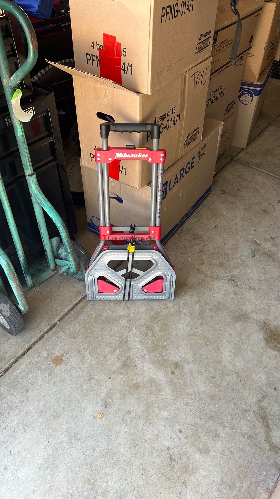 Milwaukee Tool cart