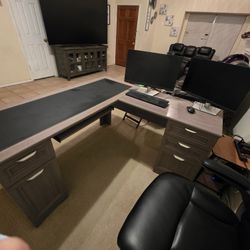 Desk L-shaped Gray