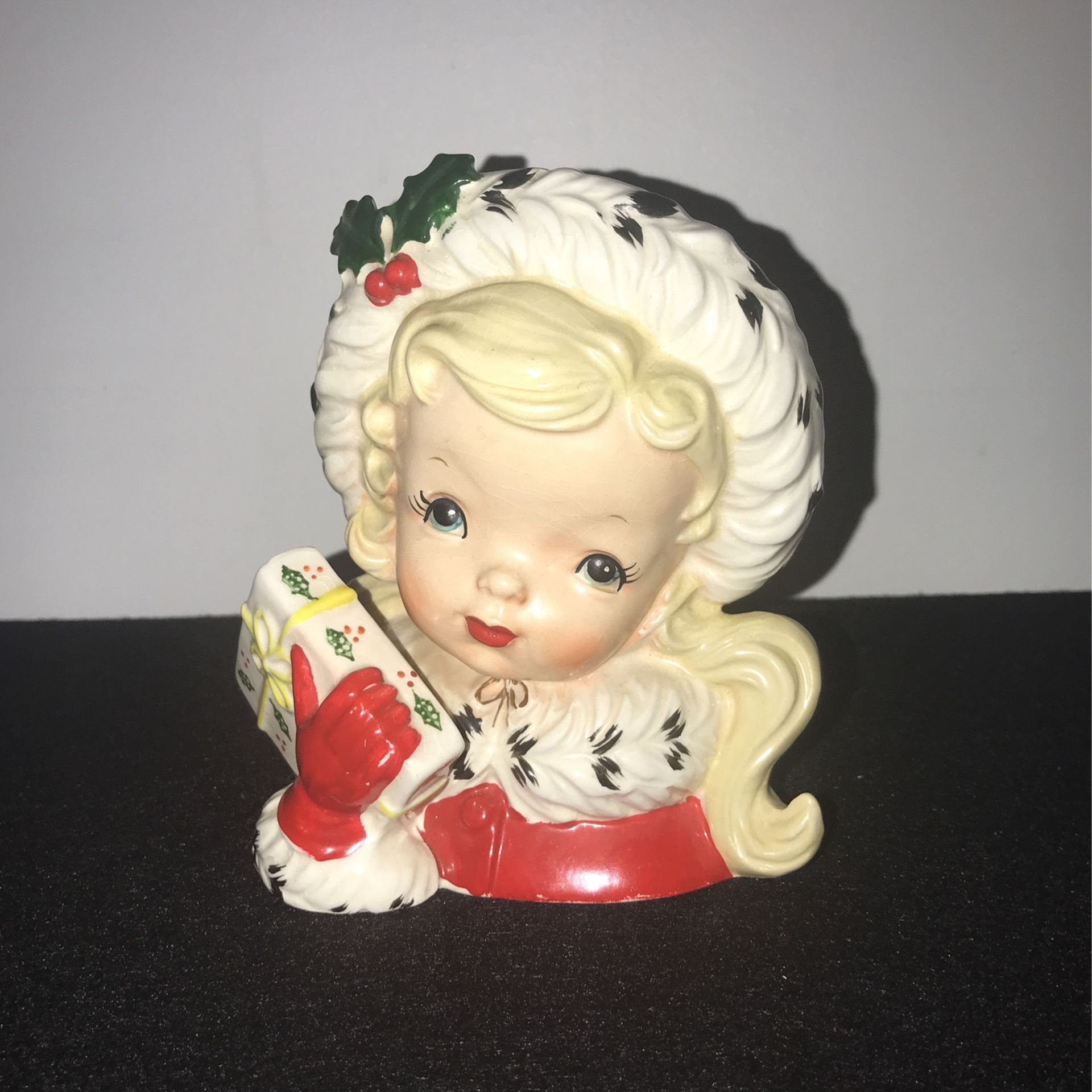VTG Vintage Lady Head Vase Christmas Shopping Girl Blonde 1956 Napco Collectible holiday Planter