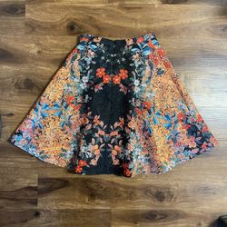 Bebe brand “Tall Tail” Floral skirt, -Size 4, -NWT  