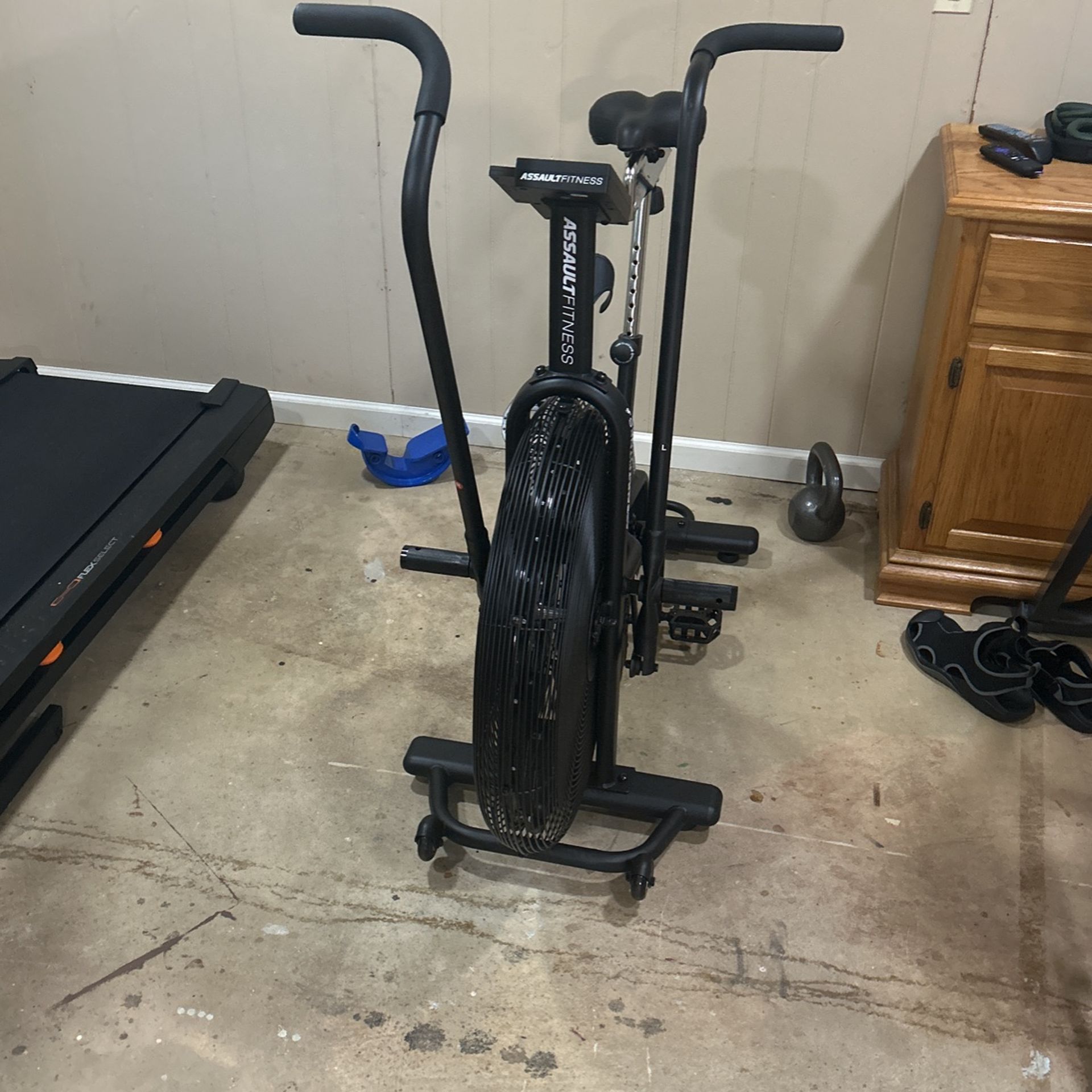 ASSAULTFITNESS Assault AirBike - $700 On Amazon