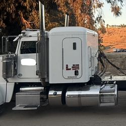Peterbilt Sleeper 