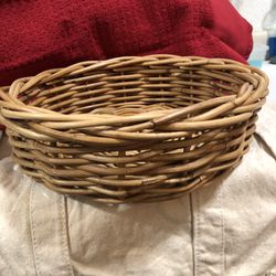 Wicker Woven Round Basket 