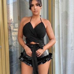 Backless Halter Neck Satin Bowknot Top- Black