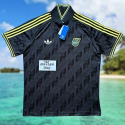 ADIDAS JAMAICA FOOTBALL FEDERATION 2024 LIFESTYLER MENS SOCCER JERSEY SIZE LARGE BLACK YELLOW GREEN NEW