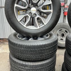 Set Of Four Used Wheel And Tires 275/60-20 Bridgestone