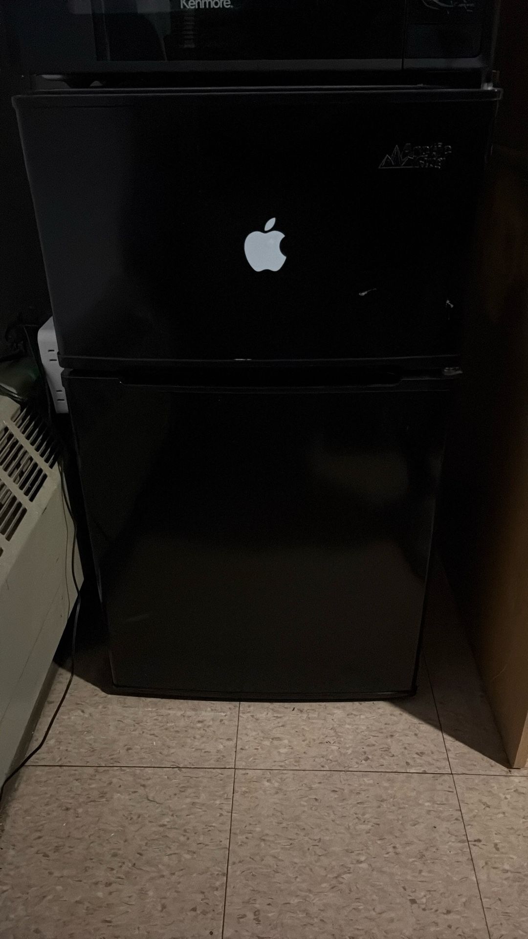 Arctic King Mini Fridge/Freezer