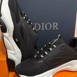 Diors And Louis Vuitton Shoes 