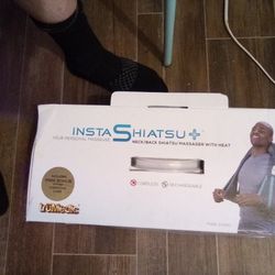 Insta Shiatsu+Neck And back Shiatsu Massager With Heat