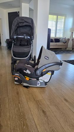 Chicco Bravo Stroller, car seat, base trio