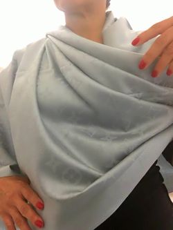 Super Beautiful Scarf ,Shawl Pashmina,unisex ,high quality ! 70"x27" Hermosa bufanda , grande tipo pashmina Nueva a estrenar !