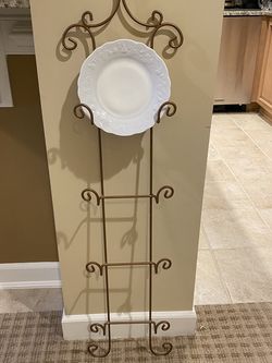 Wall Plate Holder