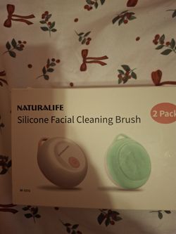 Silicone Facial Cleaning Brush