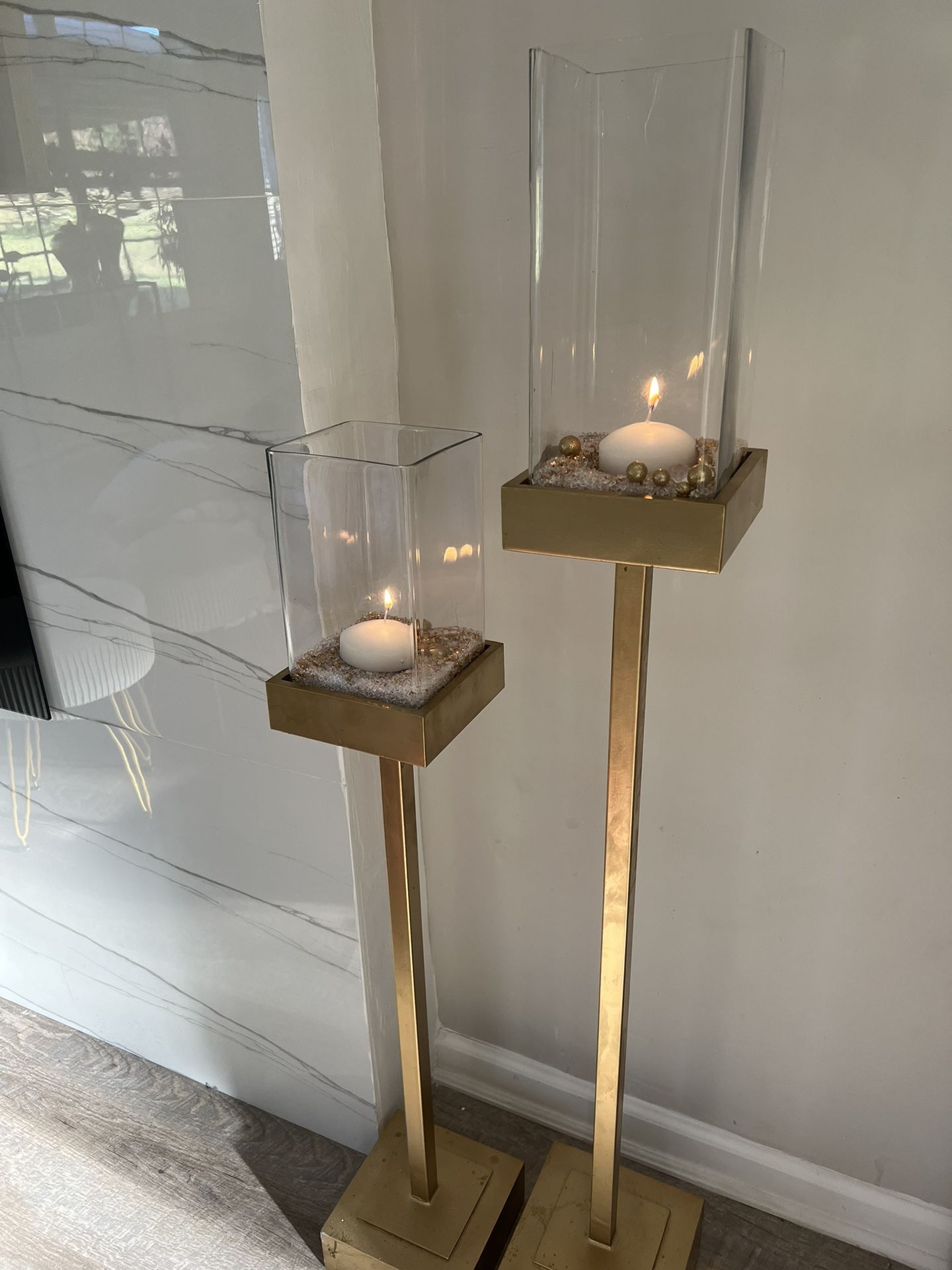 Floor Candle Holder 