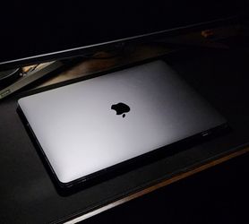 2022 Macbook Pro M2