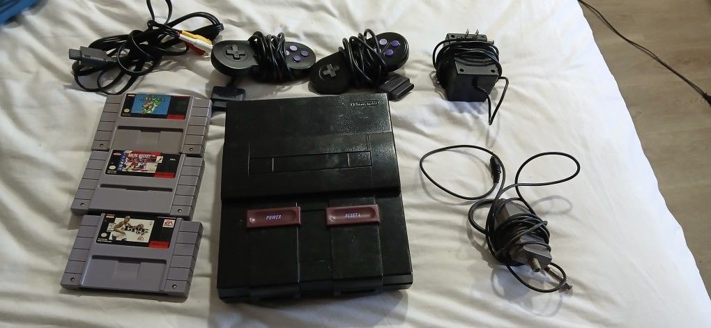 Super Nintendo Model SnS-001