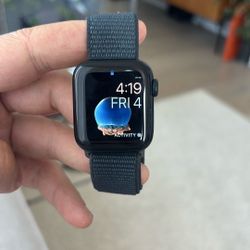 Apple Watch SE 2nd Gen / 40mm