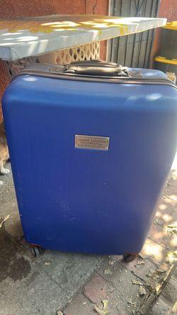 Tommy Hilfiger Carry On Luggage