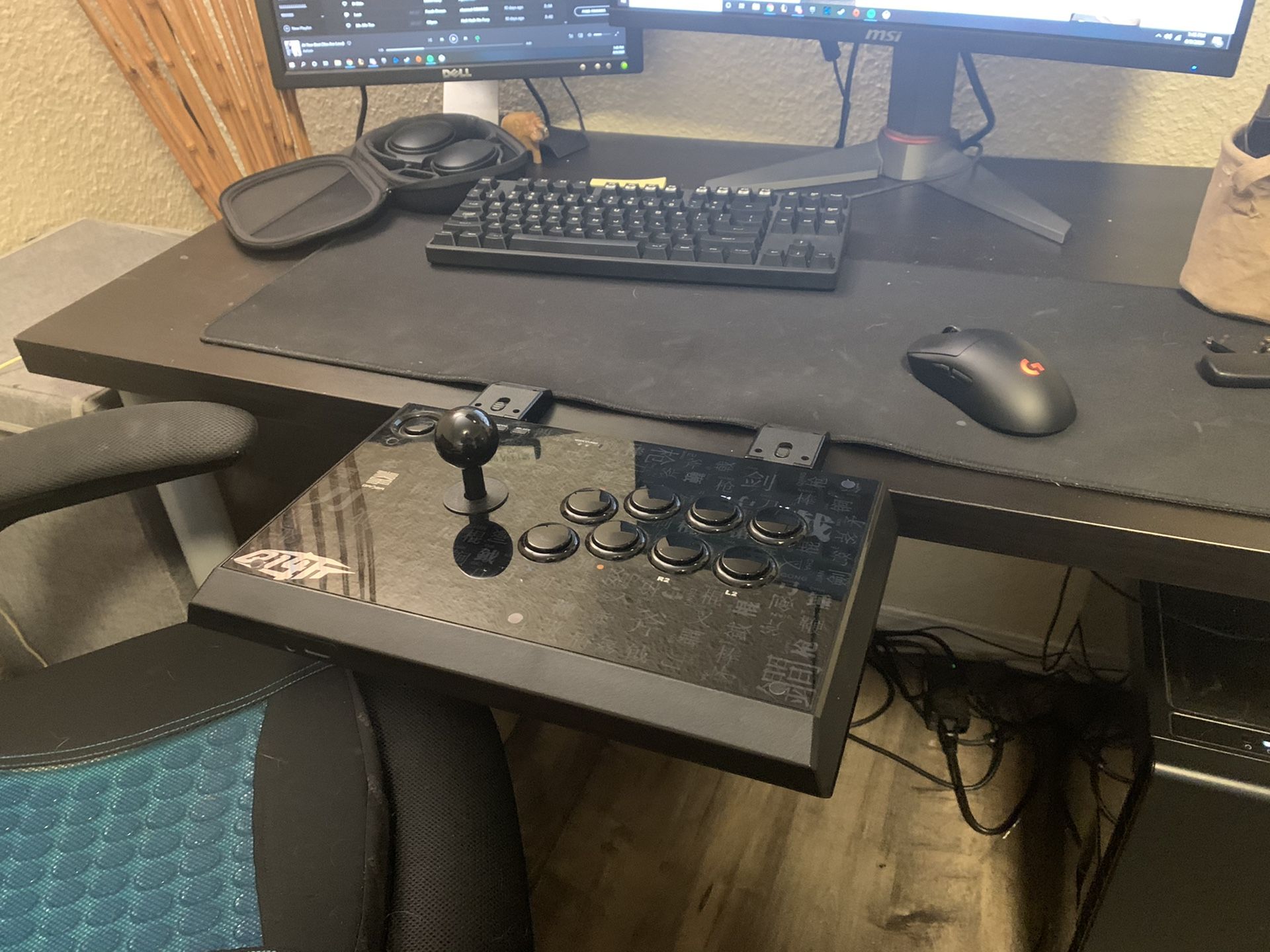 Qanba Q1 PS3 & PC Fightstick (w/ table clamps)