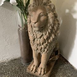 Lion cement statue 