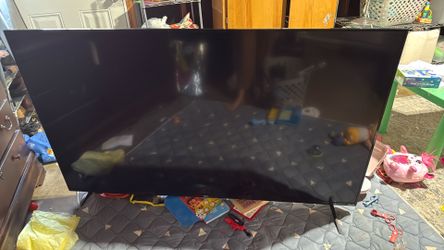 ONN - 70 inch smart TV