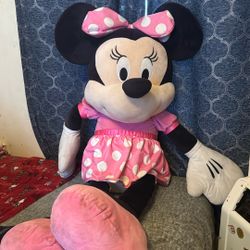 Giant Minnie Plush 