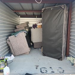 CLEAN SOFAS FOR SALE 800$ OBO