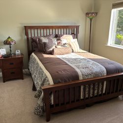 Queen Size Bedroom Set