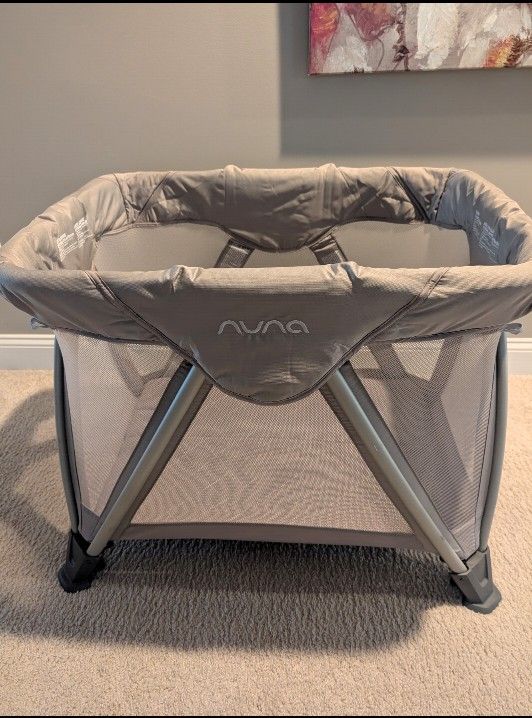 Nuna Sena Aire Mini- Gray