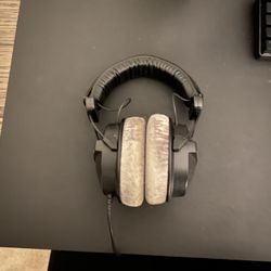 Headphones Beyerdynamic 