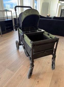 Jeep TurboGlyde Stroller Wagon by Delta Children – Extended Footwell for More Leg Room.