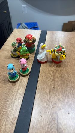 Unsorted Amiibos and Amoebas