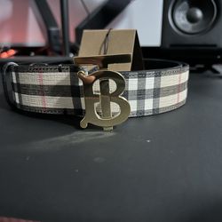 Burberry Check Cardholder for Sale in El Monte, CA - OfferUp