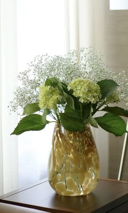 Glass Tabletop Vase (2 Pieces)