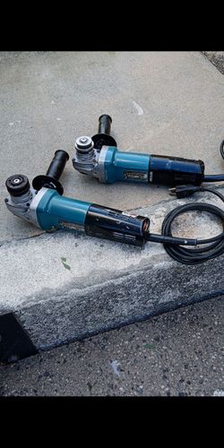 Makita 9565CV. 5" in  speed adjustment  2 angle grinders in excellent condition