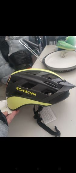 Schwinn Flash Boys' Youth Helmet - Neon
