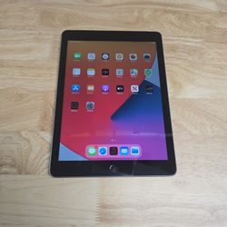 Ipad 6th Gen...32gb Wifi...cellular 