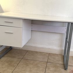 Escritorio Moderno con Cajonera – Excelente Estado