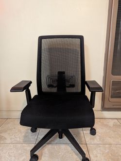 Haworth Very Mesh Office Chair