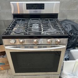 Oven - Samsung - Gas Range - 30” 5-burner Stainless Steel