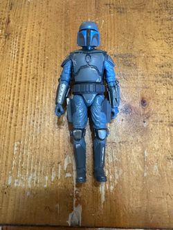 DEATH WATCH MANDOLORIAN BLACK SERIES FIGURE