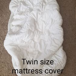 Twin Size Mattress Cover