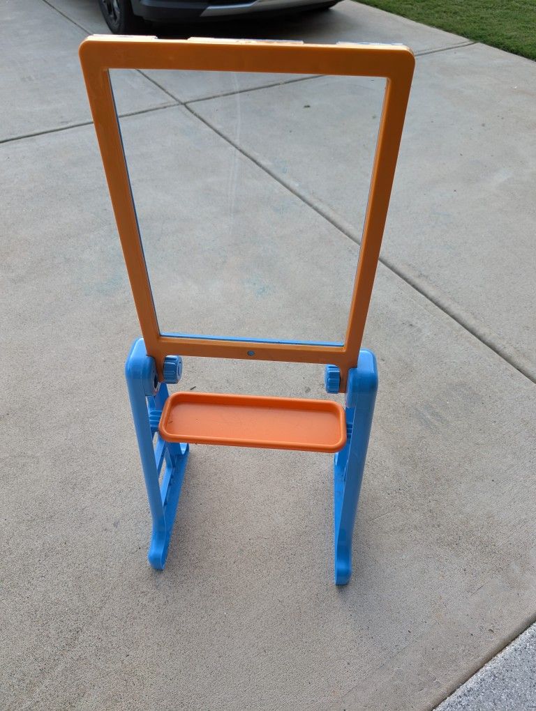 Illuminated Easel