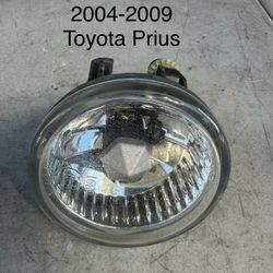 2004-2009 Toyota Prius Fog Lights OEM 