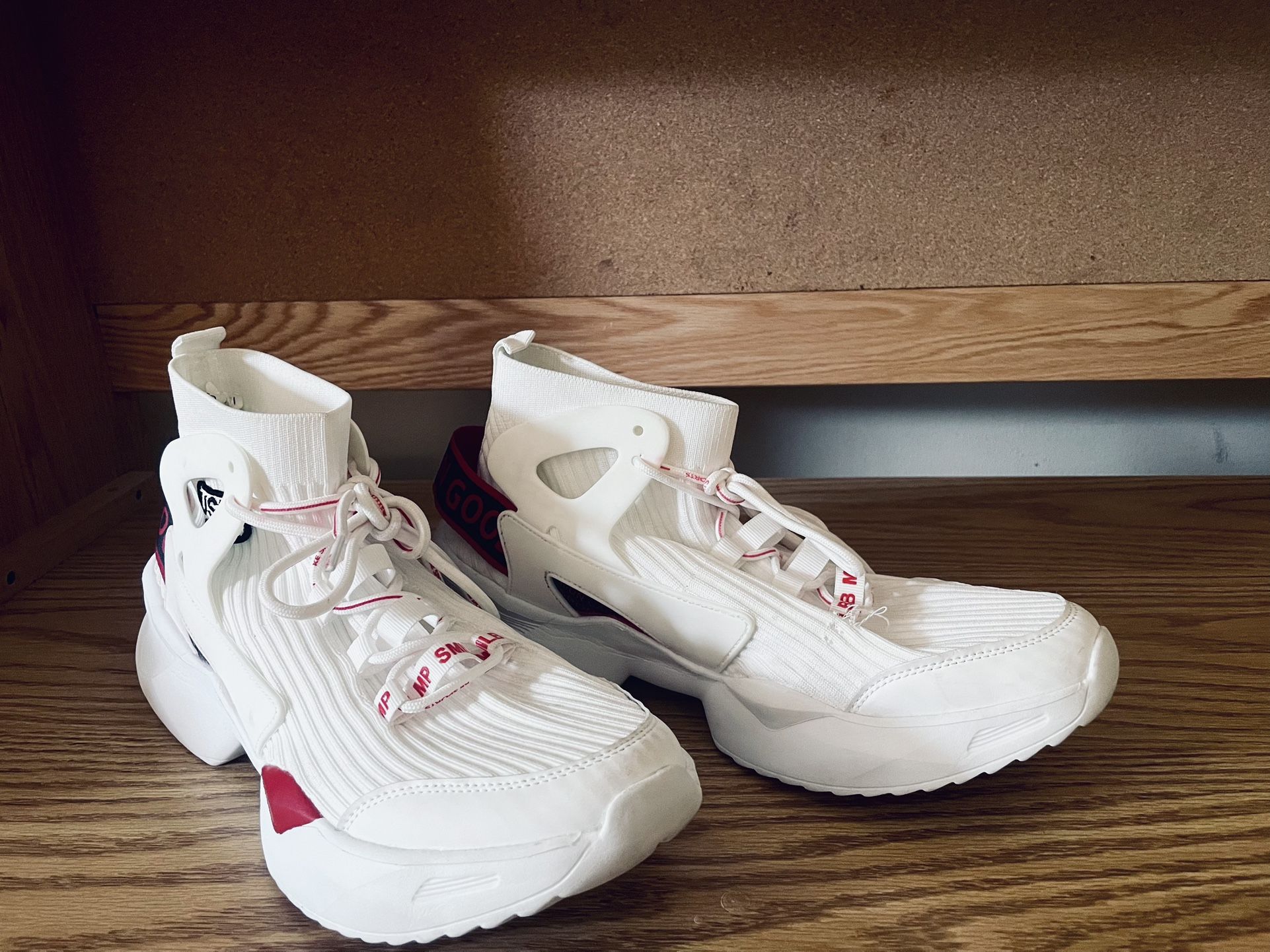 White Yangsen Sneakers