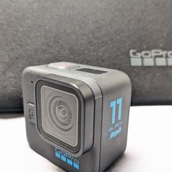 GoPro Hero 11 Black Mini Action Camera 
