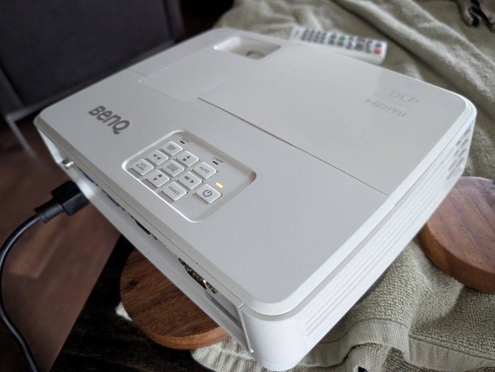 HD Video Projector